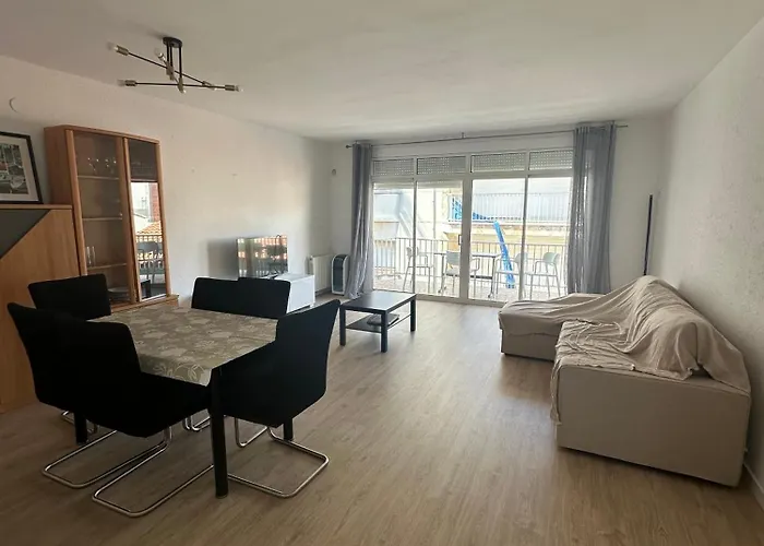 Calafell Beach Apartment *