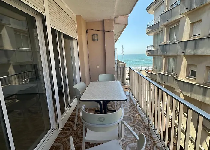 Calafell Beach Apartment Apartman Calafell